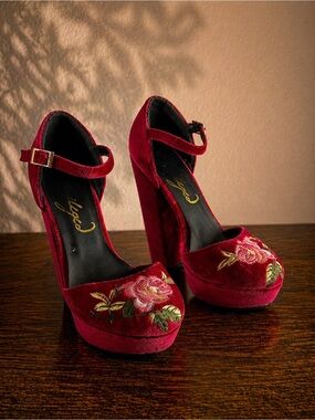 Privileged Burgundy Velvet Platform Heels with Floral Embroidery